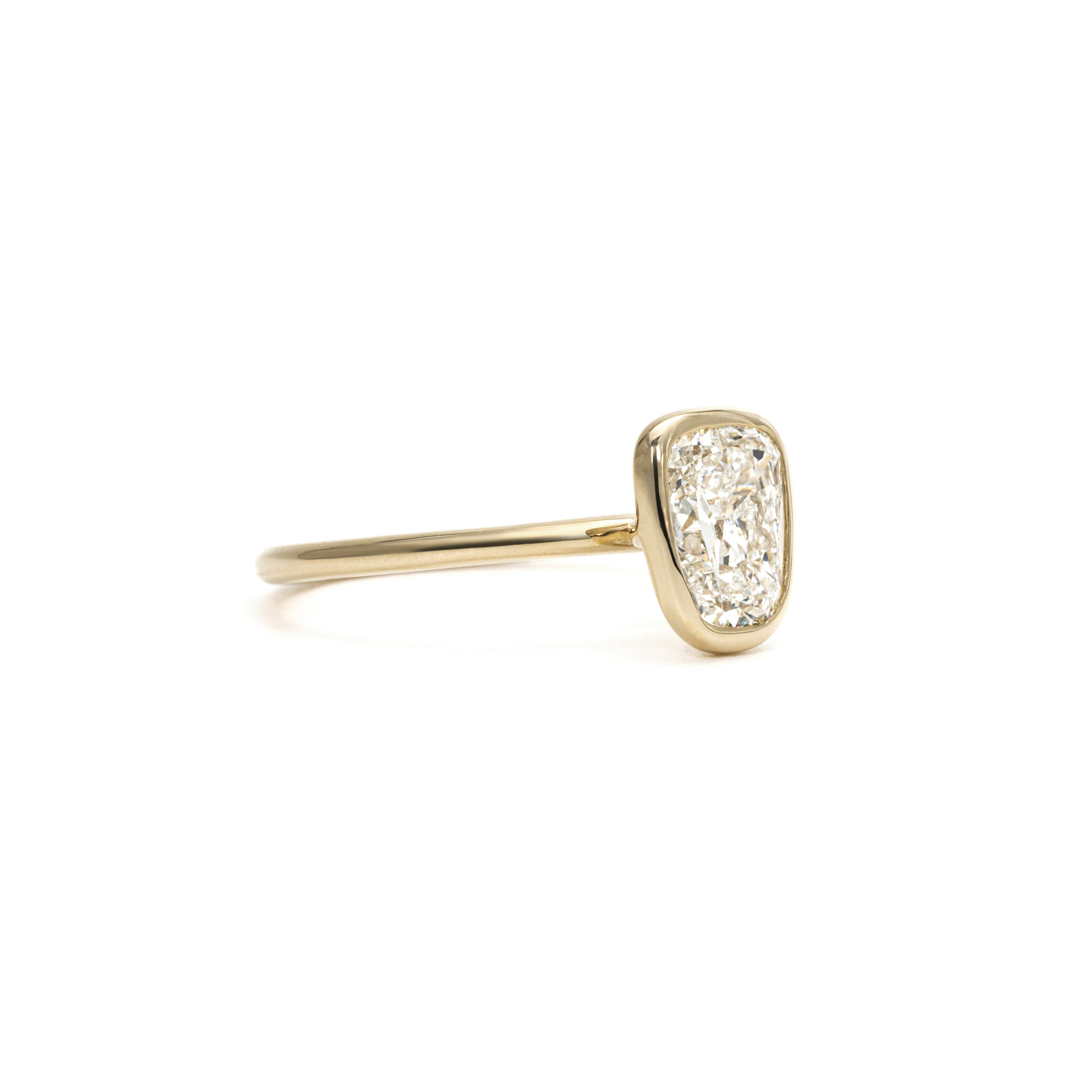 Bezel-Set Old European Cut Lab Grown Diamond Ring thumbnail 3