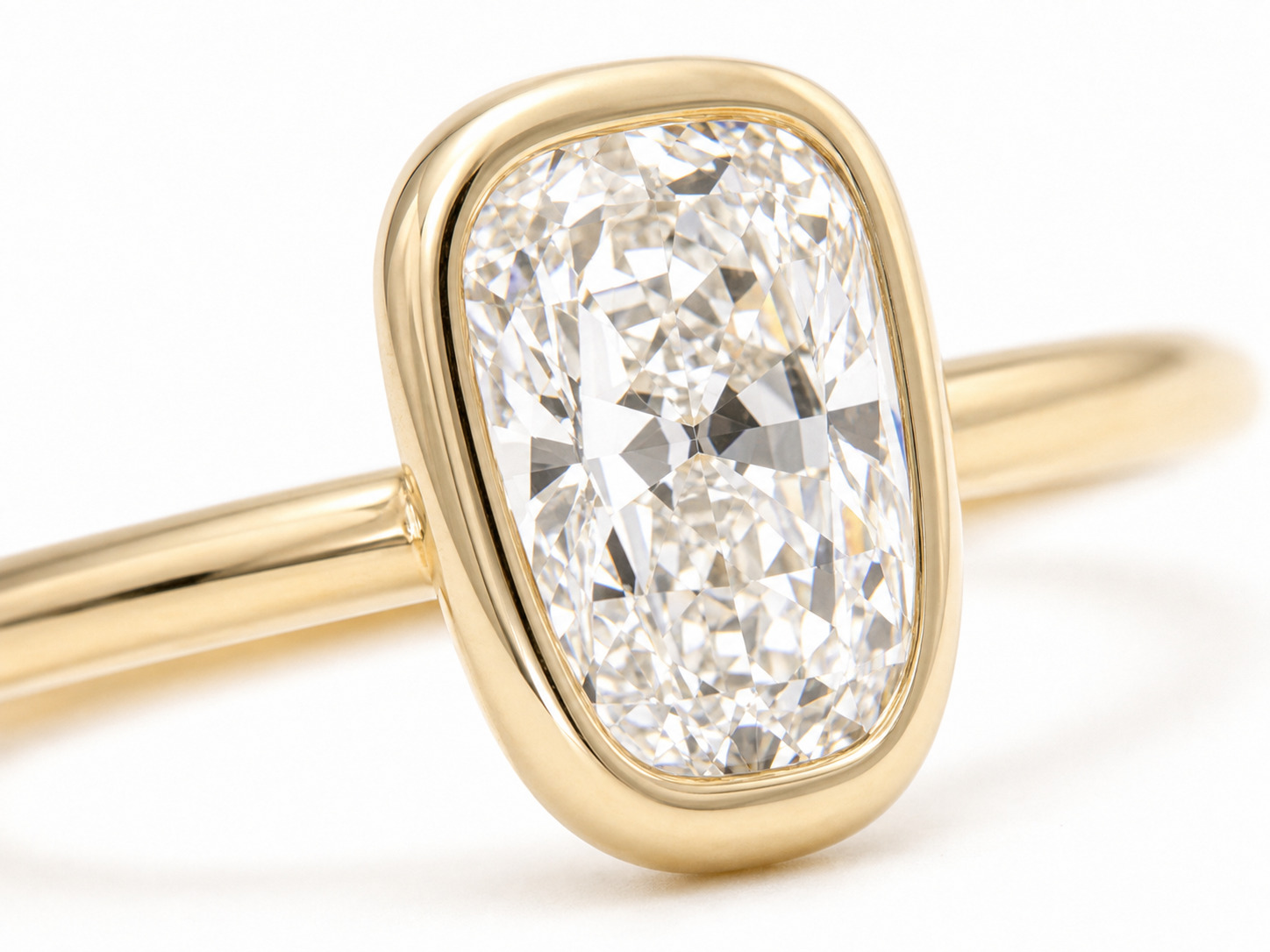 Bezel-Set Old European Cut Lab Grown Diamond Ring thumbnail 4