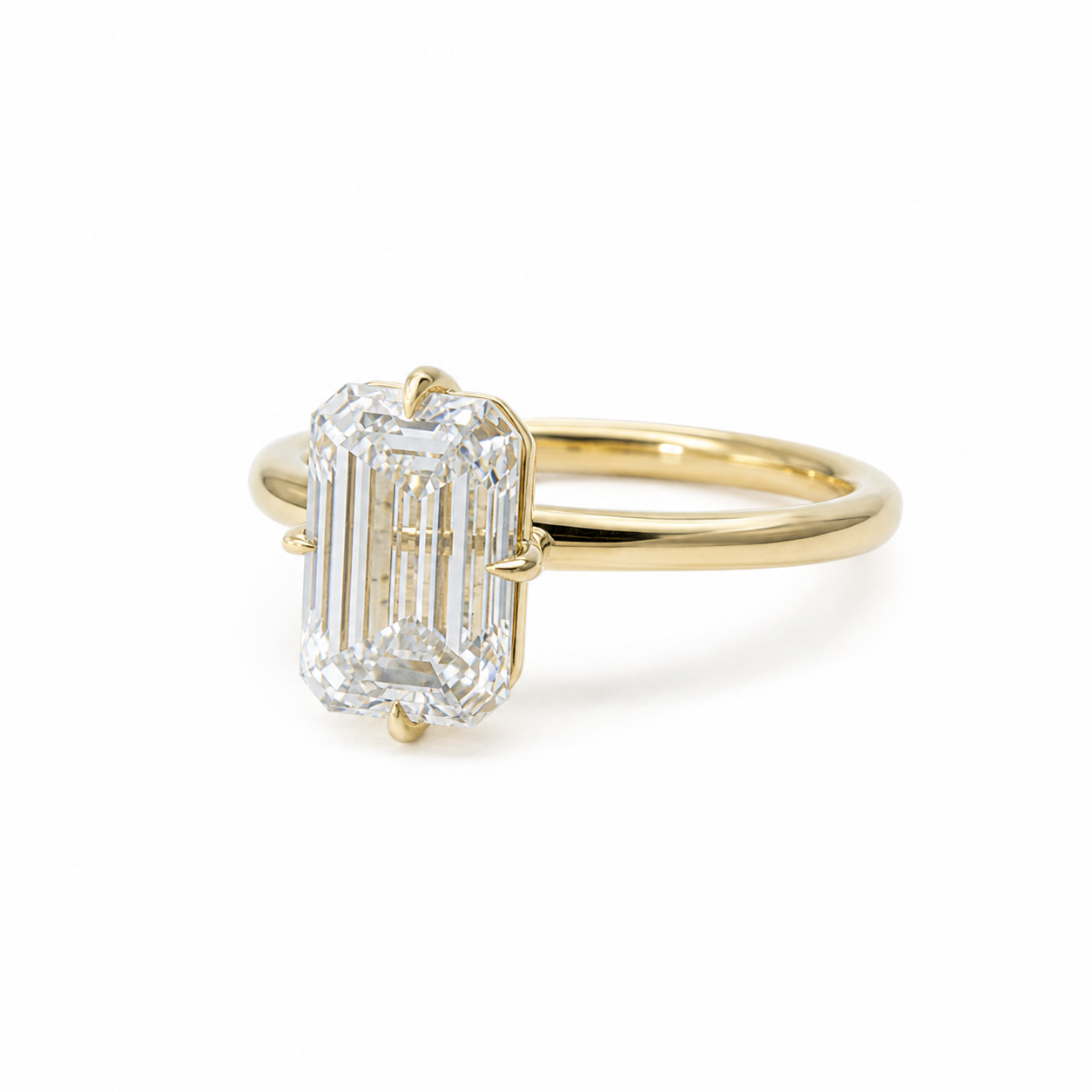 Four-Prong Emerald Cut Lab Grown Diamond Ring thumbnail 5