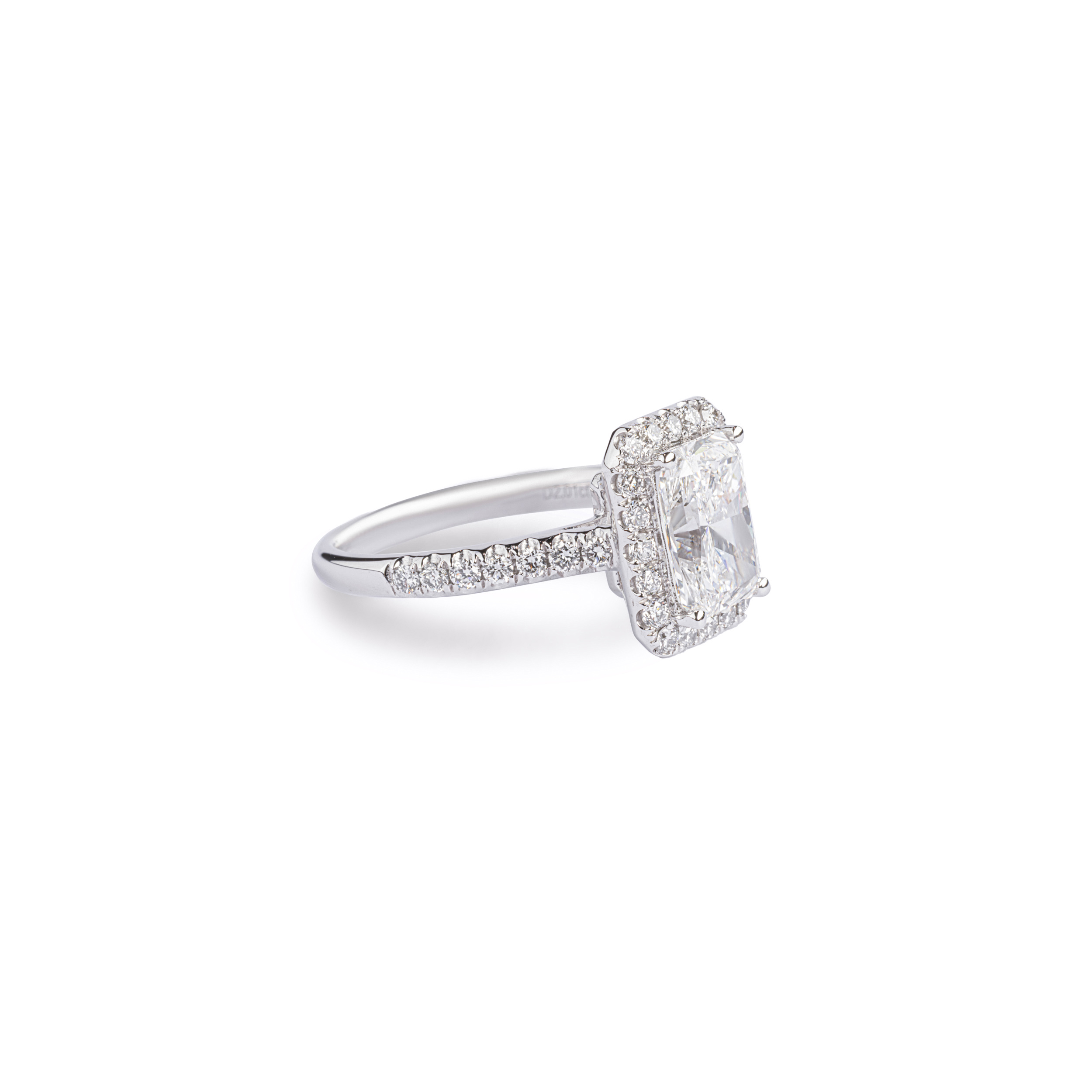 Halo Radiant Cut Lab Grown Diamond Ring in Platinum 950 thumbnail 4