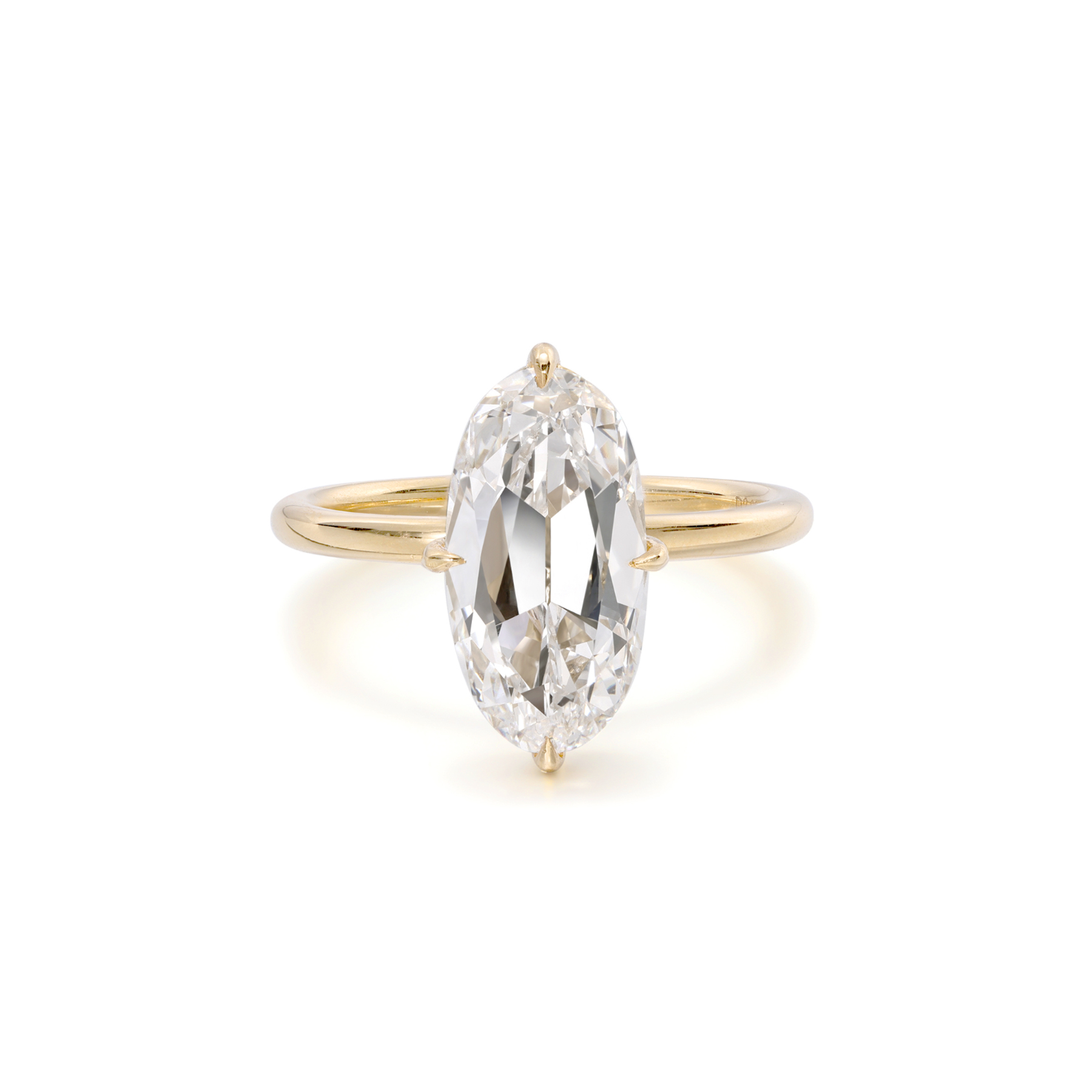 Elongated Oval (Moval) Lab Grown Diamond Ring