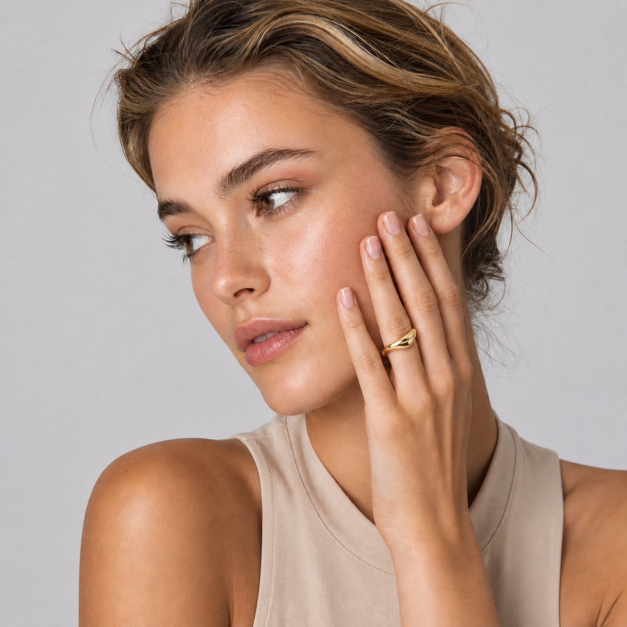 Plain Gold Ring in 14K/18K Yellow Gold thumbnail 3